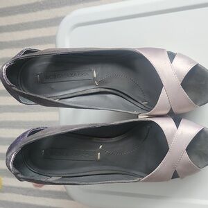 BCBG MaxAzria Elegant gray Platform shoes